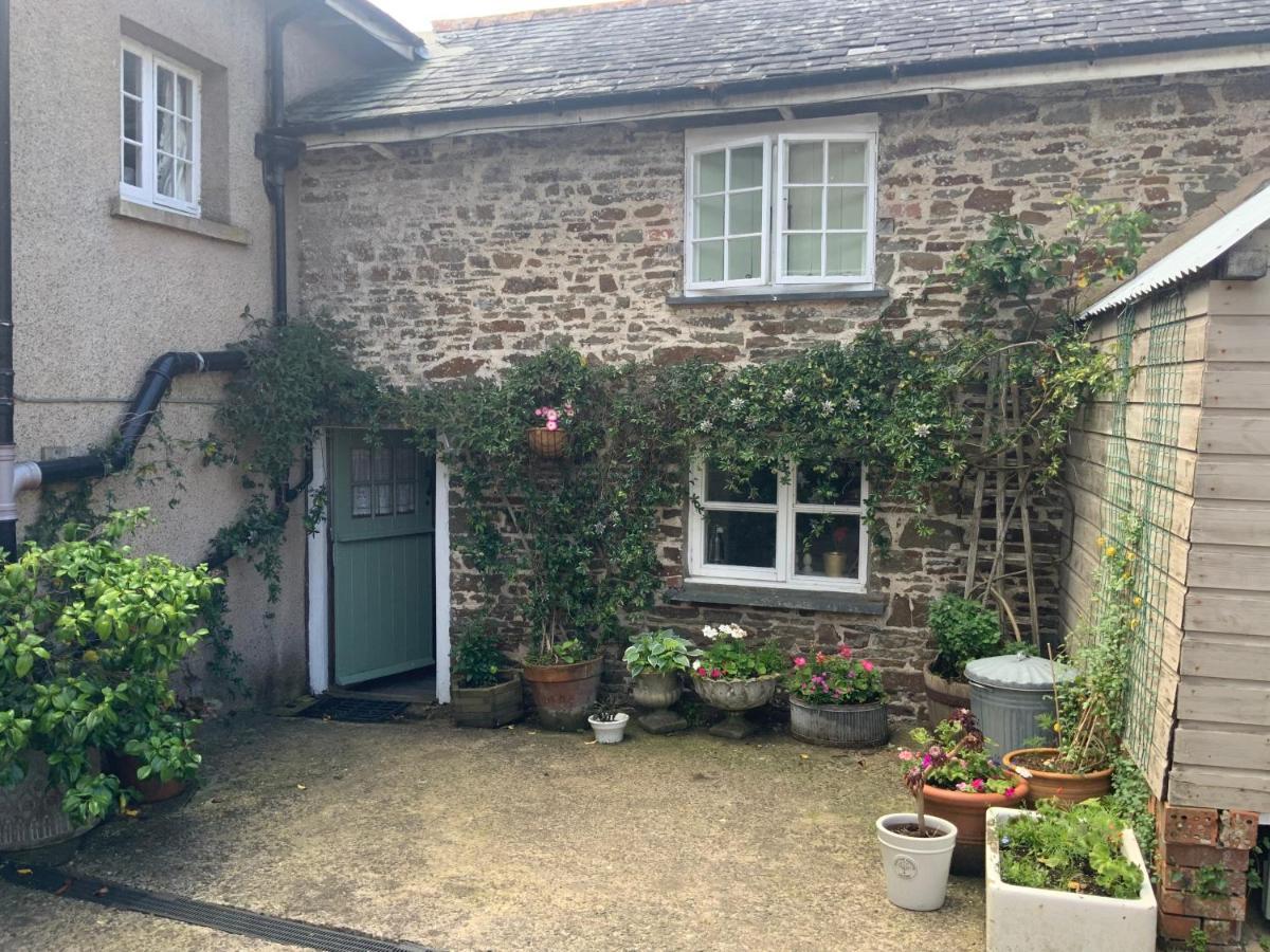 Higher Biddacott Farm Chittlehampton Exterior photo